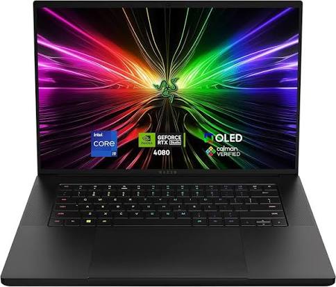 MSI Titan GT77 HX